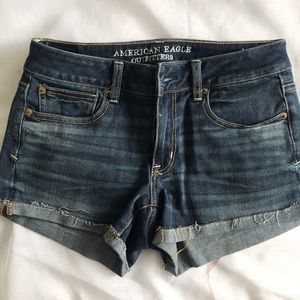 American Eagle shortie short super stretch short